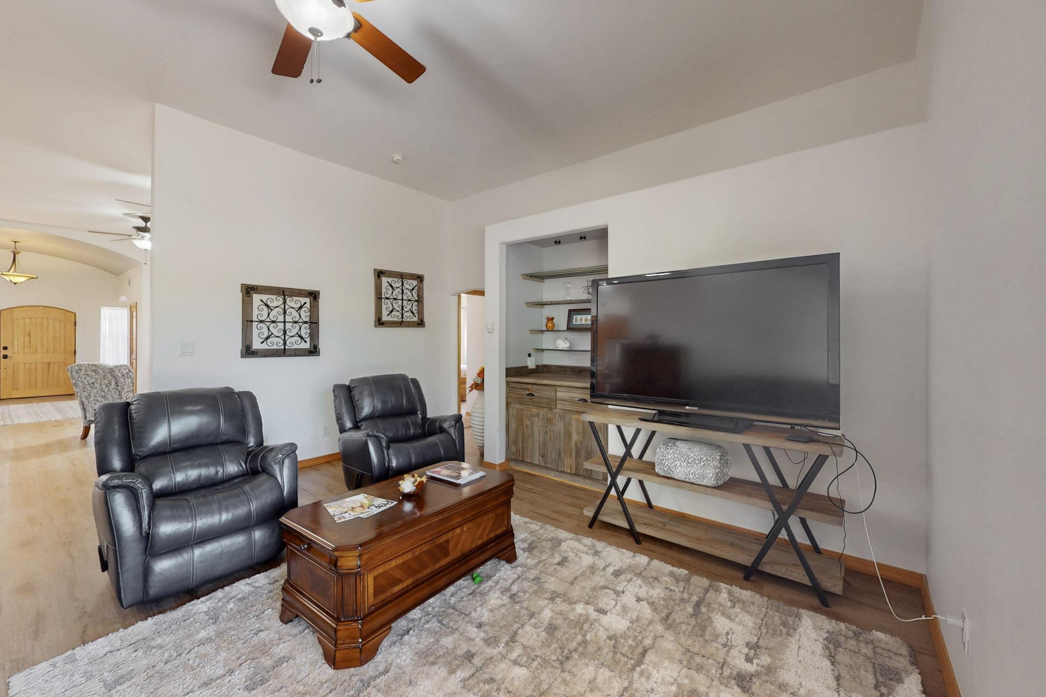 630 Barnett Road, Bosque Farms, New Mexico image 8