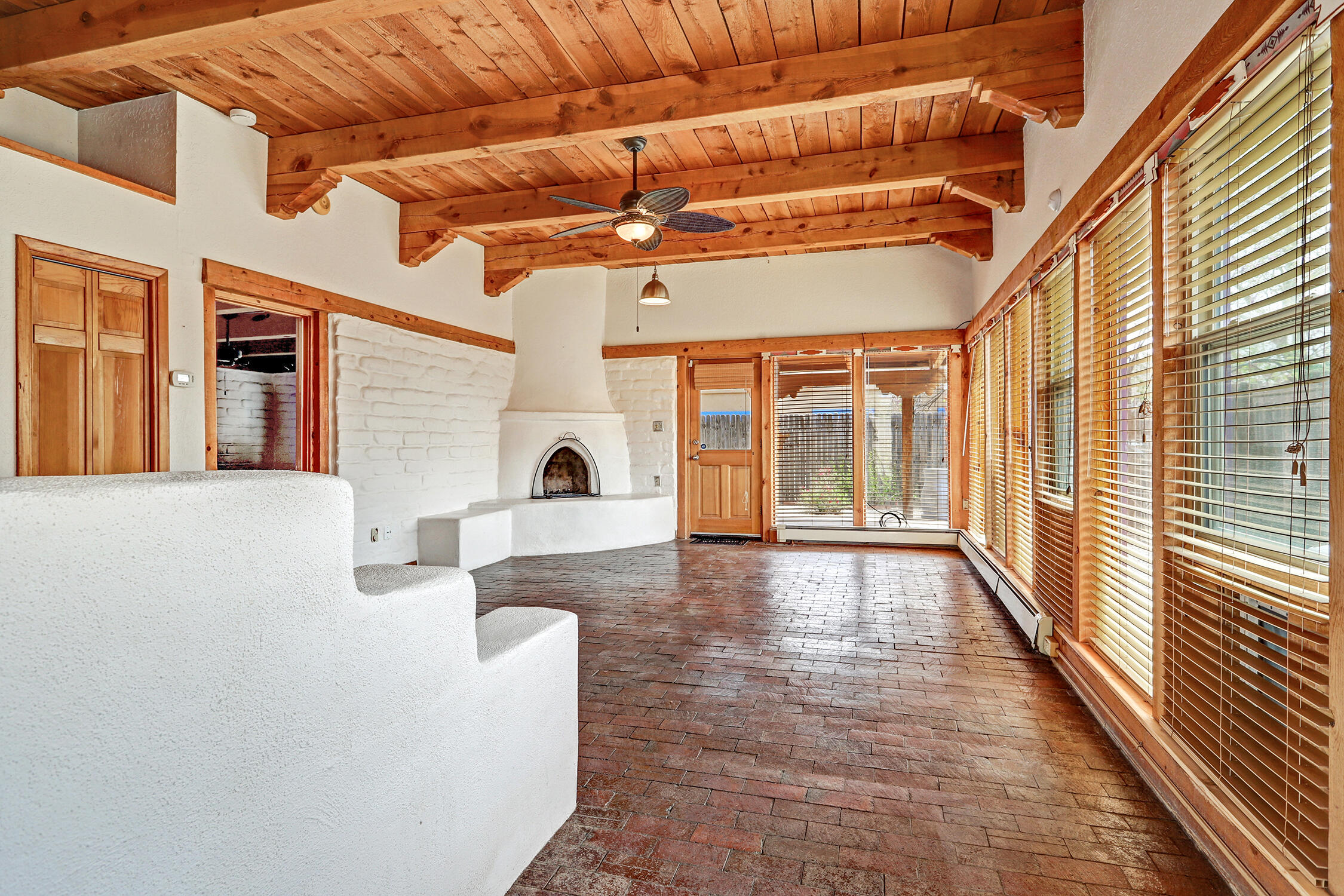 705 Lakeview Circle, Rio Rancho, New Mexico image 4