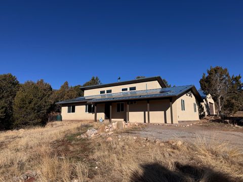 32 Columbine Lane Cedar Crest NM 87008