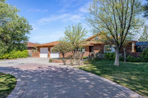 Photo of 5001 Justin Drive NW, Albuquerque, NM 87114 (MLS # 1100257)