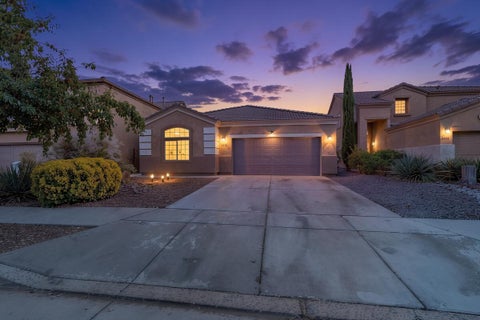 Homes For Sale - 7028 Tree Line Avenue<br/> Albuquerque, NM 87114