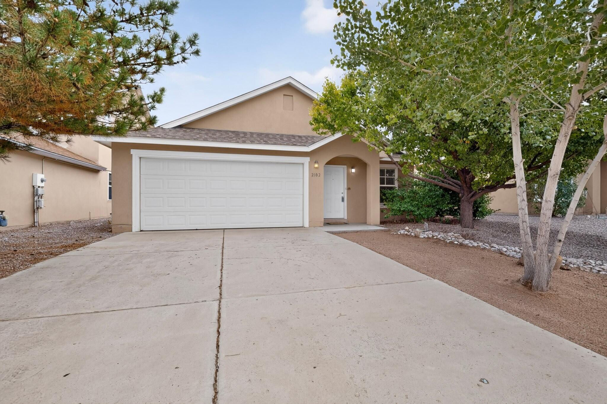 2102 N Ensenada Circle SE
