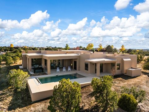 Photo of 9 Tamarisk Trail, Santa Fe, NM 87506 (MLS # 1092538)