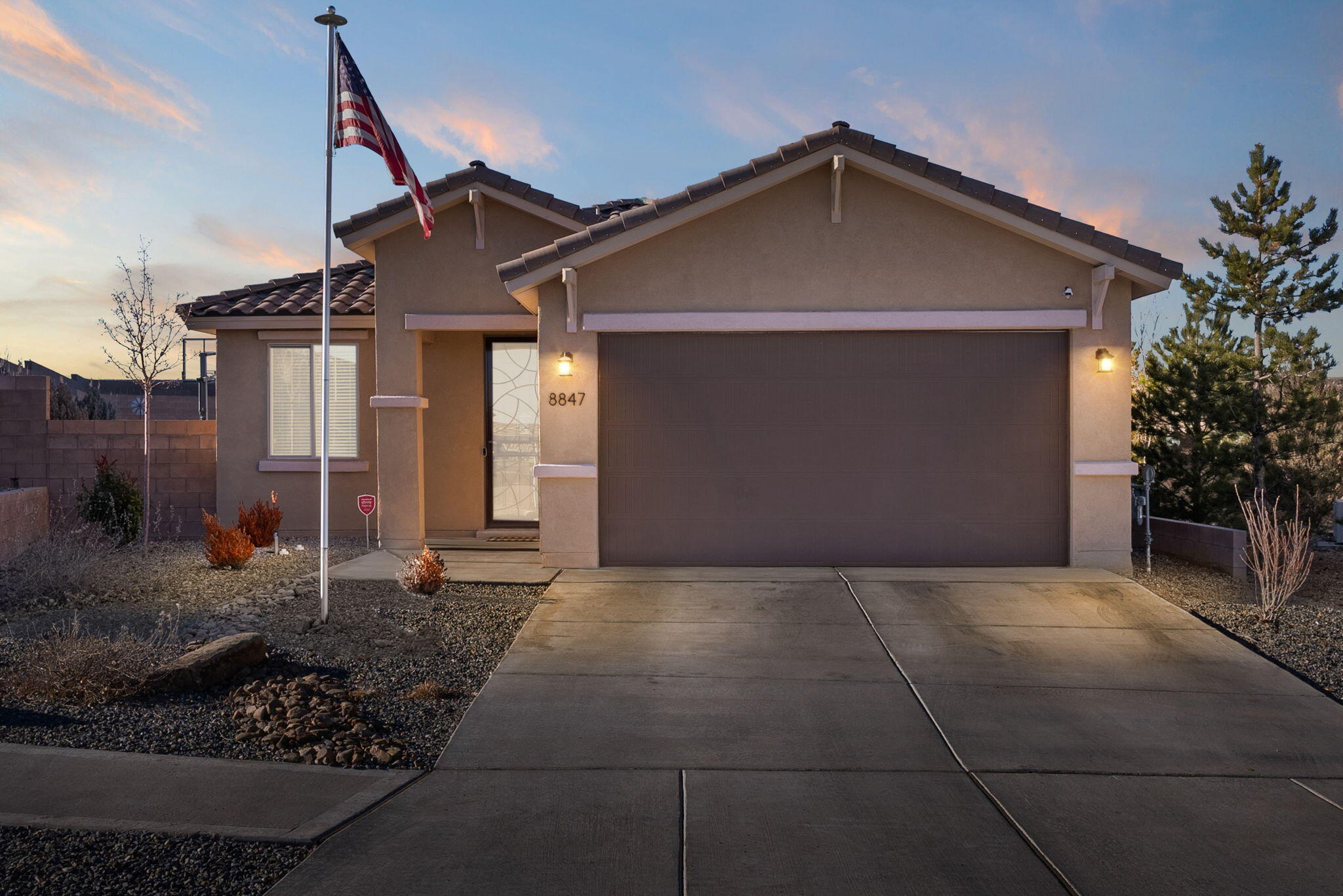 8847 Monsoon Road, Albuquerque, New Mexico image 1