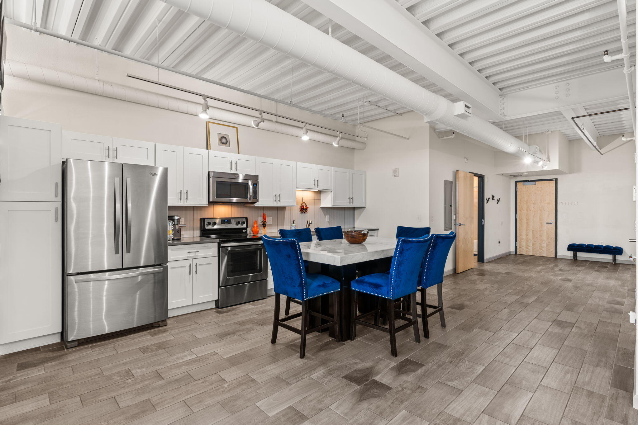 524 Central Avenue SW UNIT 407