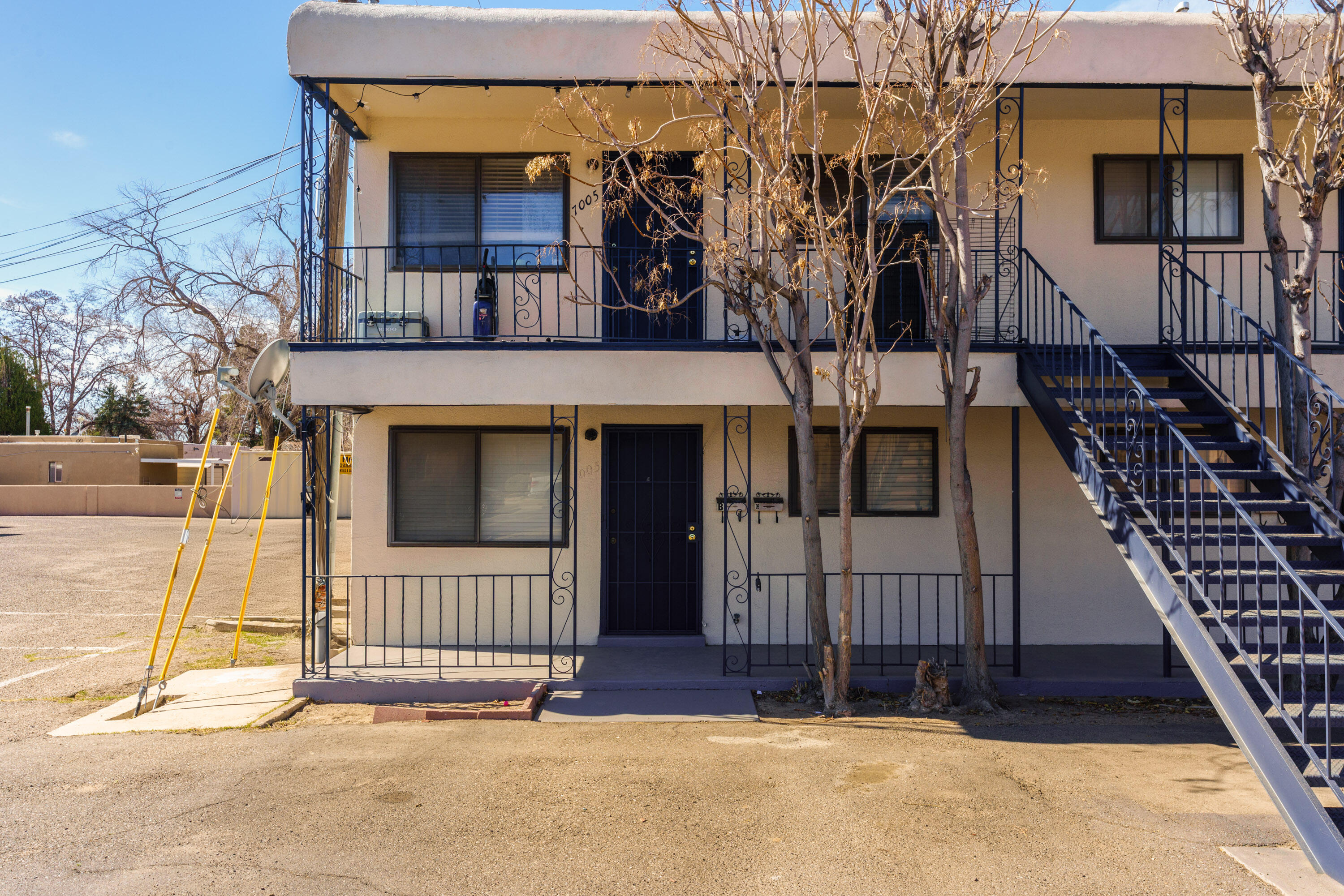 1003-1005 Carlisle Boulevard SE