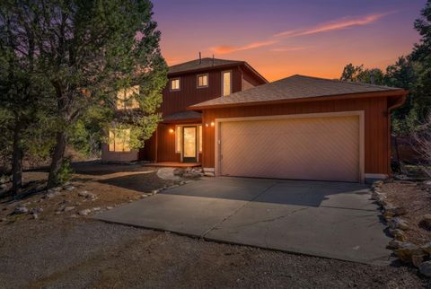 Photo of 98 Lagarto Road, Tijeras, NM 87059 (MLS # 1098942)
