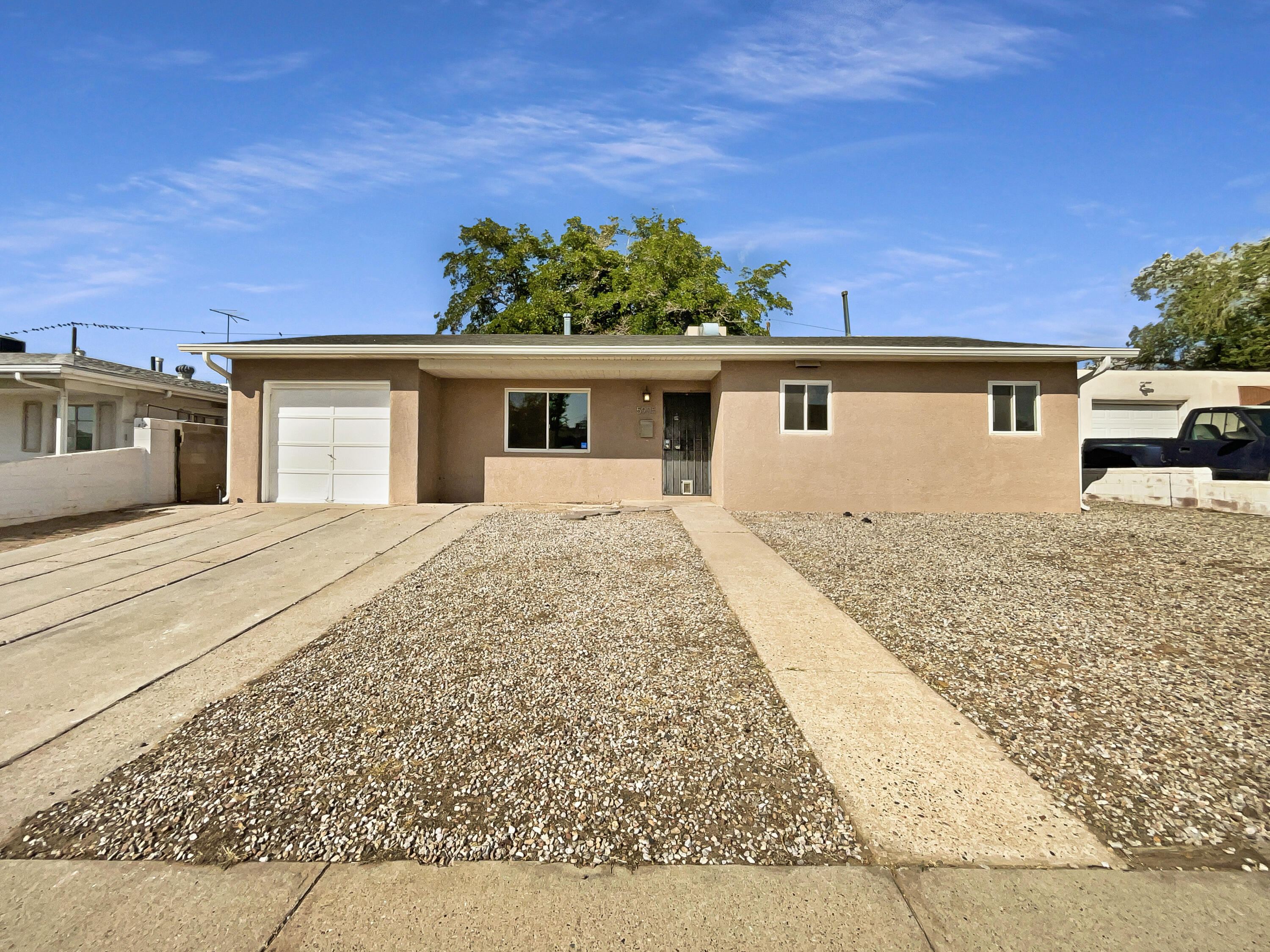 View Albuquerque, NM 87110 house