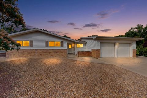 Homes For Sale - 7204 Ottawa Road<br/> Bernalillo County, Albuquerque, NM 87110