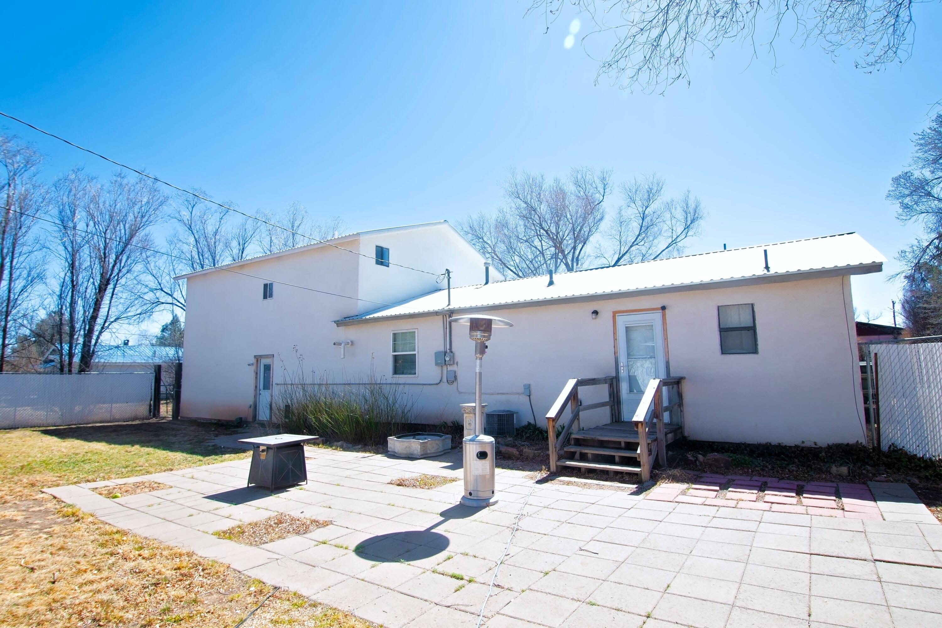 404 3rd Street, Capitan, New Mexico image 34