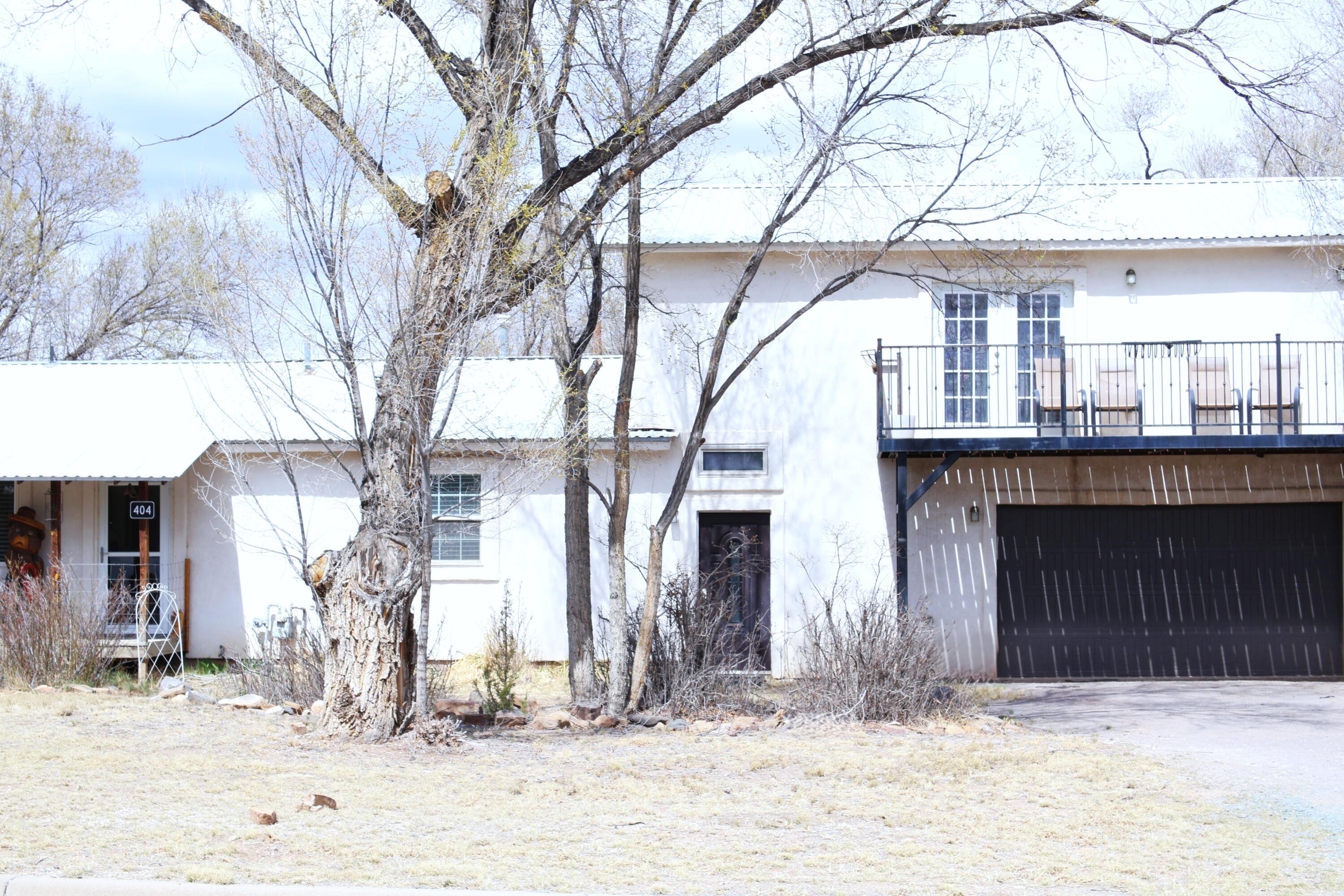 404 3rd Street, Capitan, New Mexico image 2