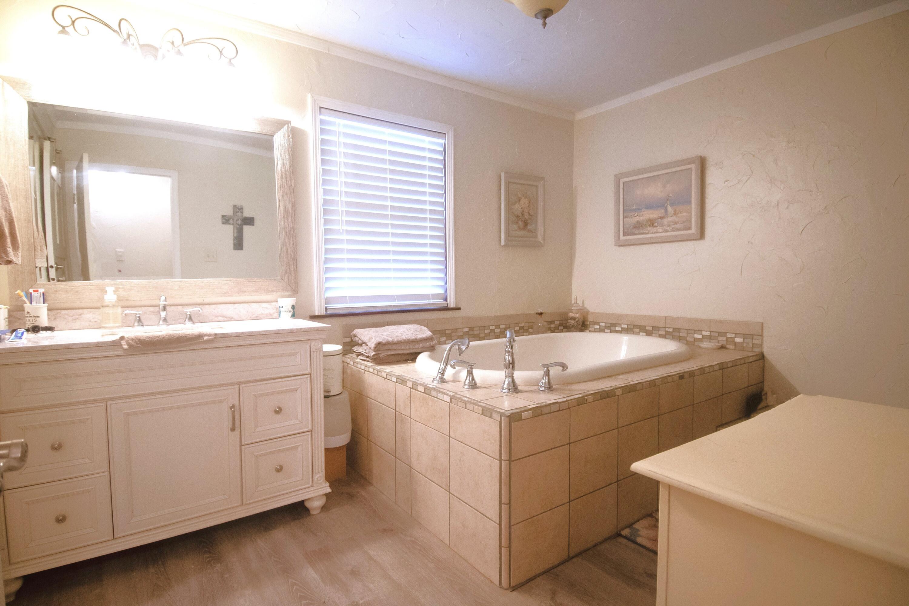 404 3rd Street, Capitan, New Mexico image 17