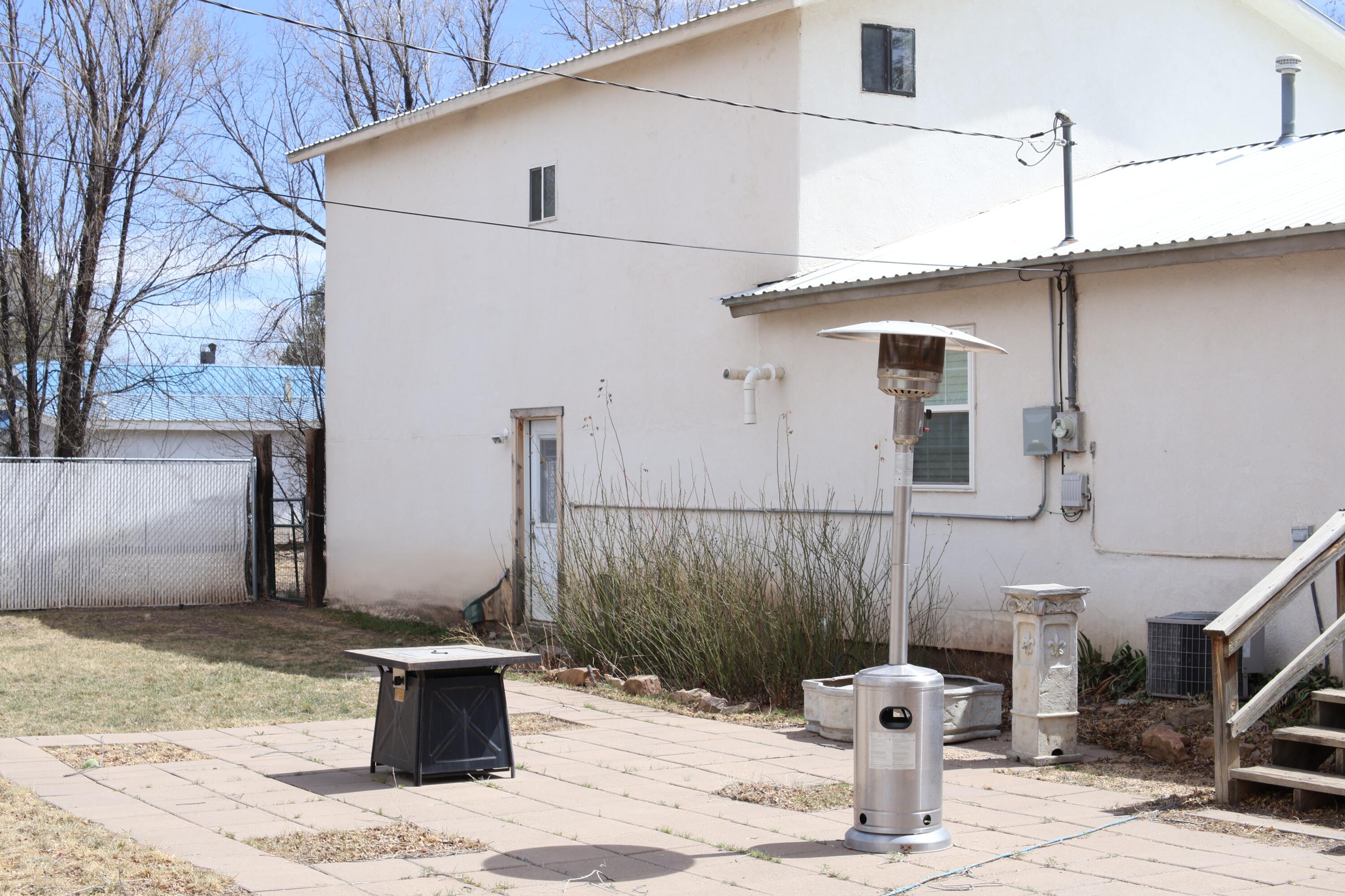 404 3rd Street, Capitan, New Mexico image 35