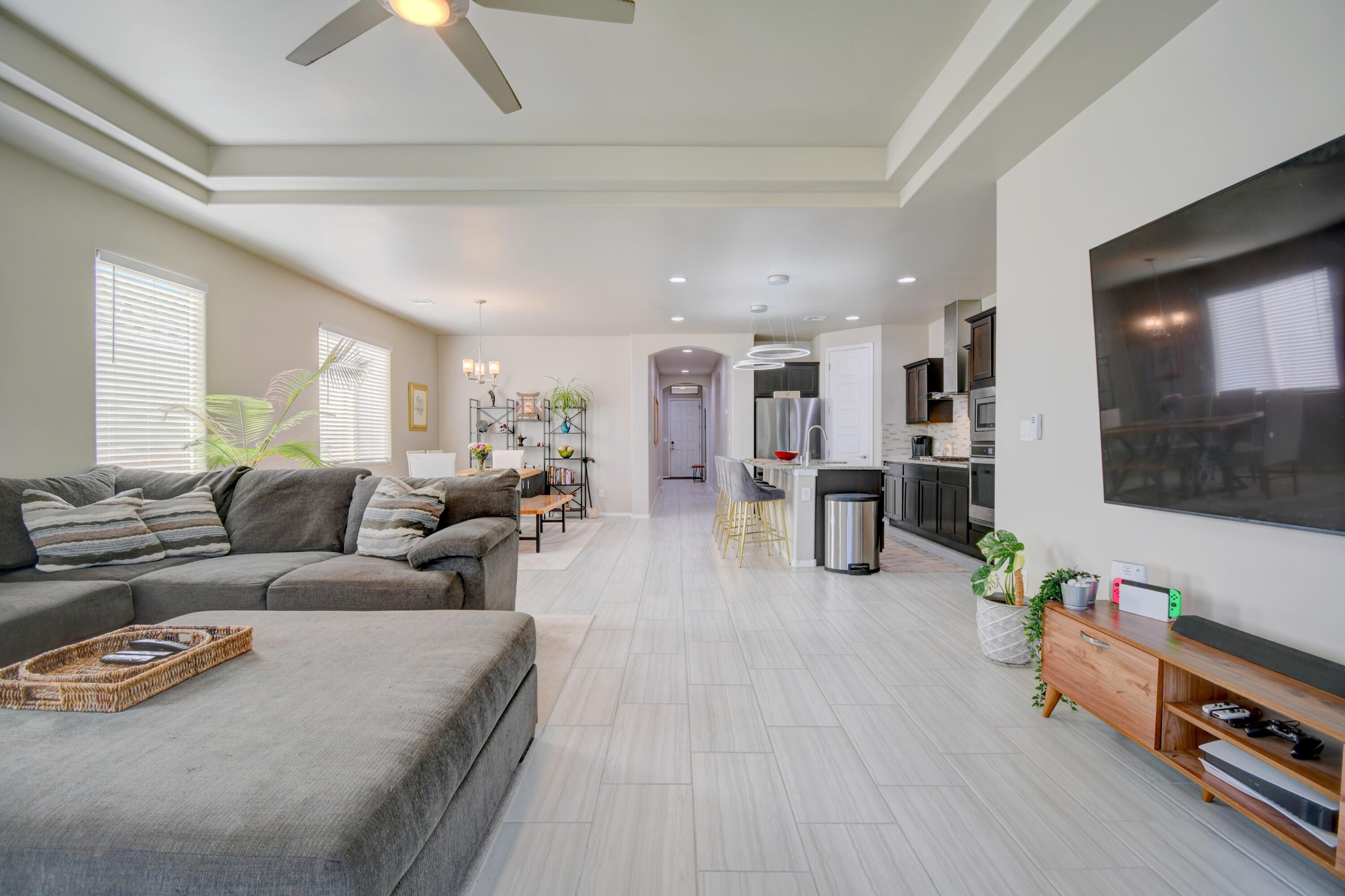 9040 S Sky Street NW