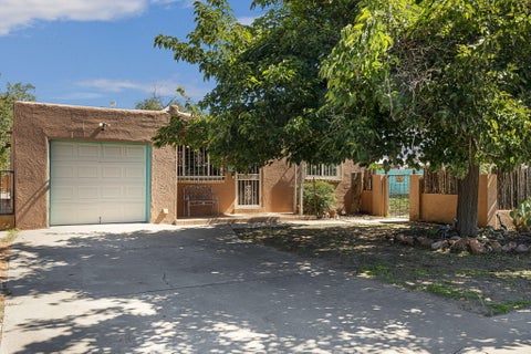 Homes For Sale - 2804 Morningside Drive<br/> Albuquerque, NM 87110