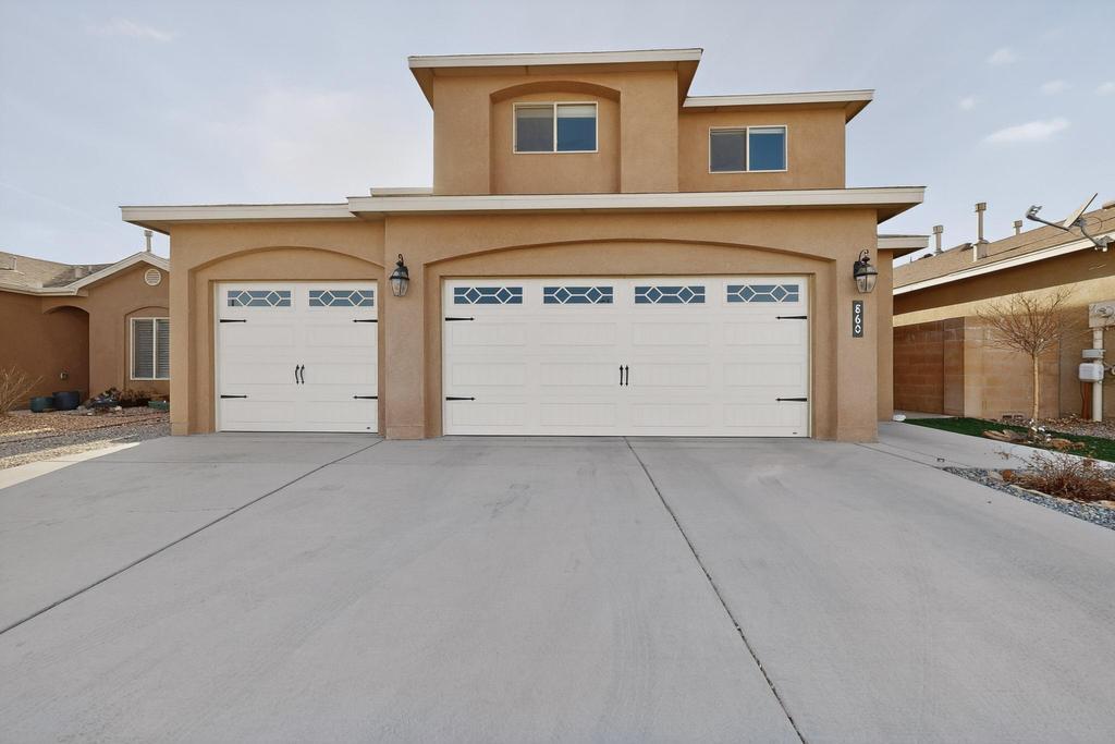 860 Firewheel Loop SW