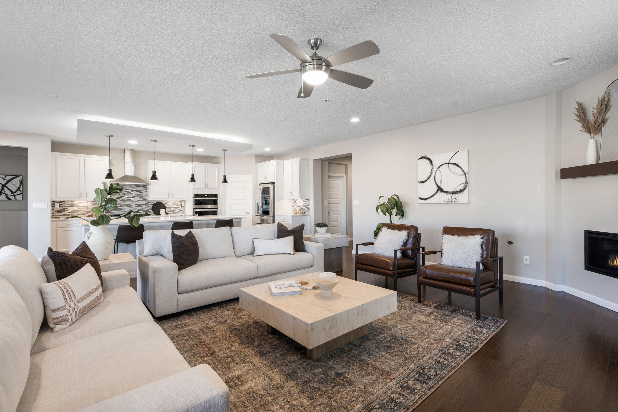 6309 Alpenglow Trail NE