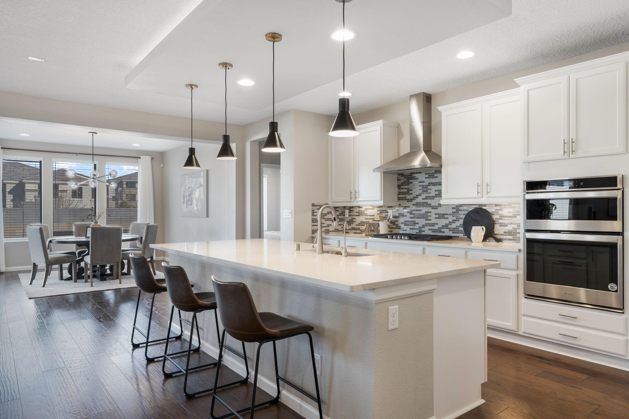 6309 Alpenglow Trail NE