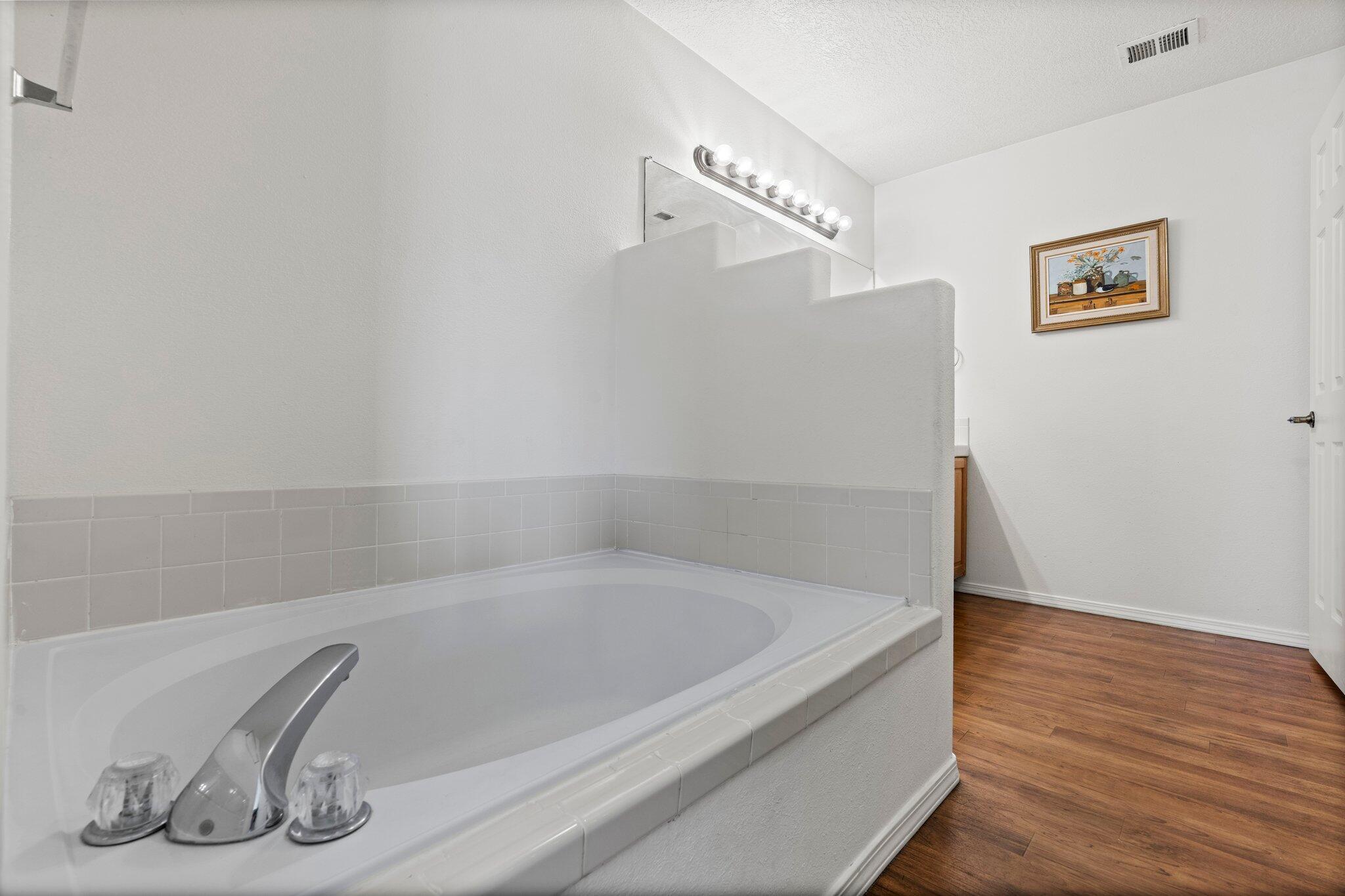 8916 Lochnager Lane, Albuquerque, New Mexico image 42
