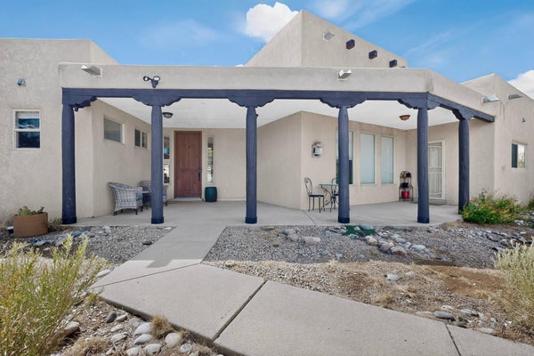 3 SANDIA MOUNTAIN RANCH DR, TIJERAS, NM 87059 - Image 2e247fda067bf28ca5b99e6bf7fa325e/3411914246
