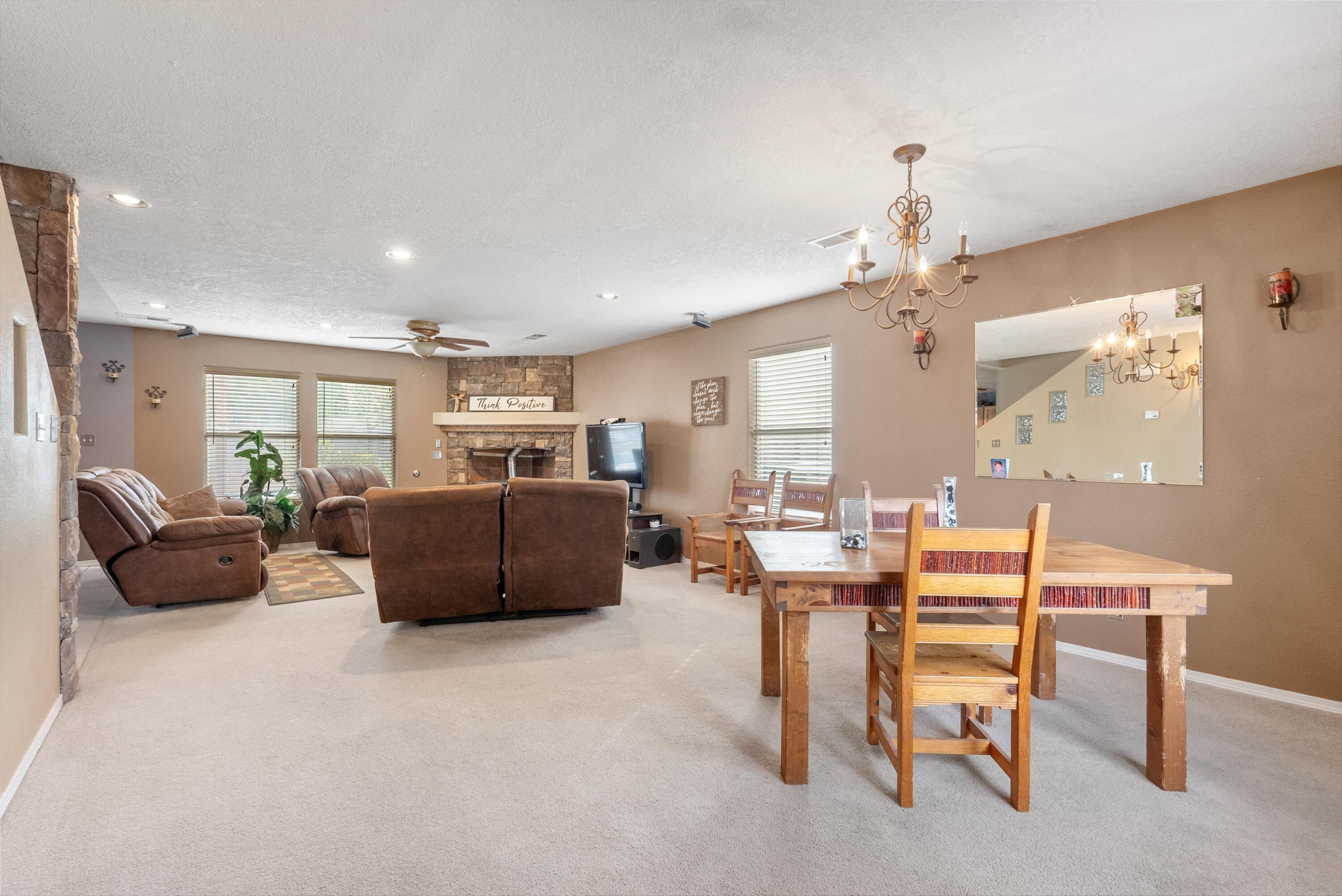 6308 Turquoise Trail, Rio Rancho, New Mexico image 4