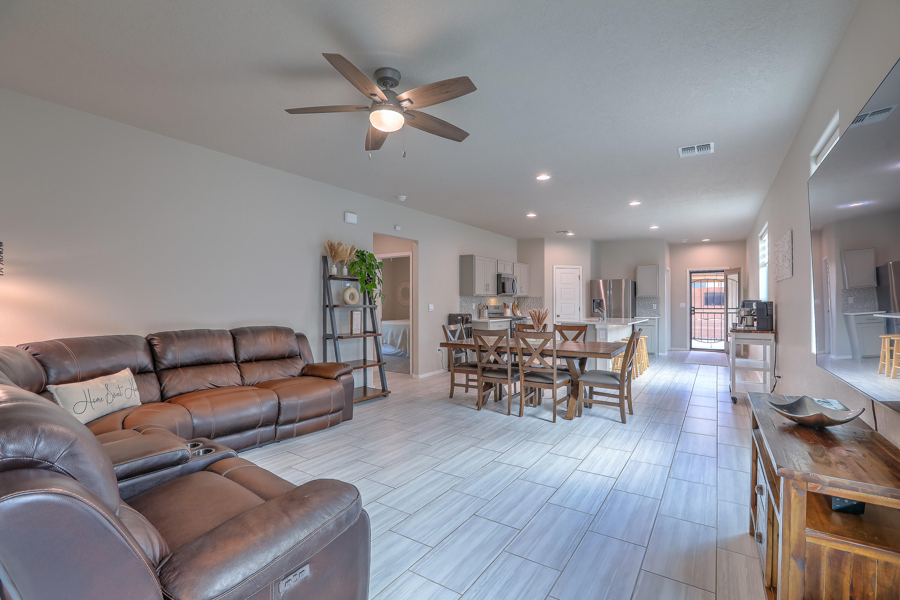 4814 Mount Salas Street NE