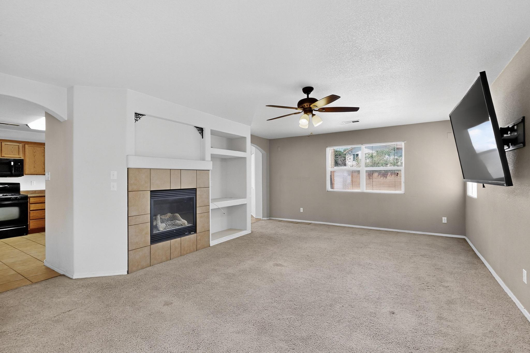 7847 LATIR MESA Road NW