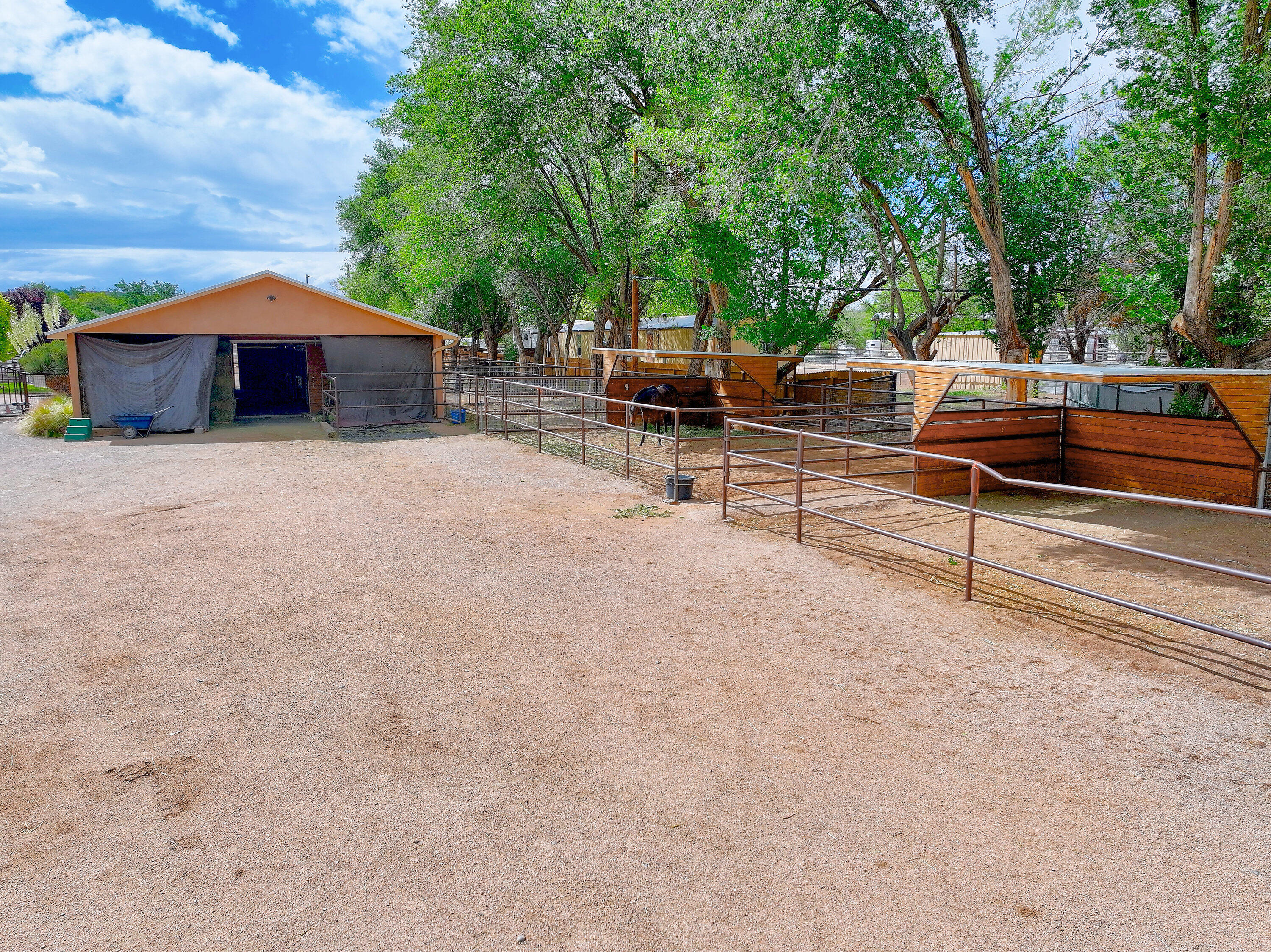 262 Entrada De Los Martinez, Corrales, New Mexico image 20