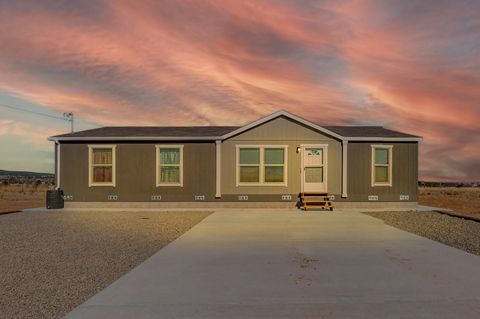 47 Los Chavez Avenue, Edgewood, NM 87015 - #: 1065697