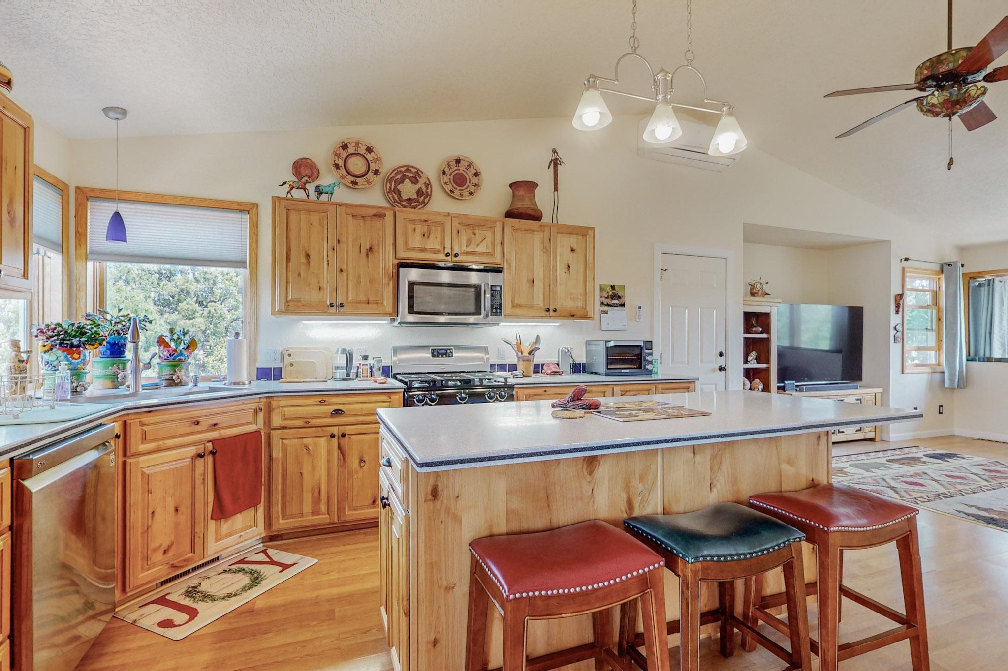 17 Sierra Blanca Road, Cedar Crest, New Mexico image 14