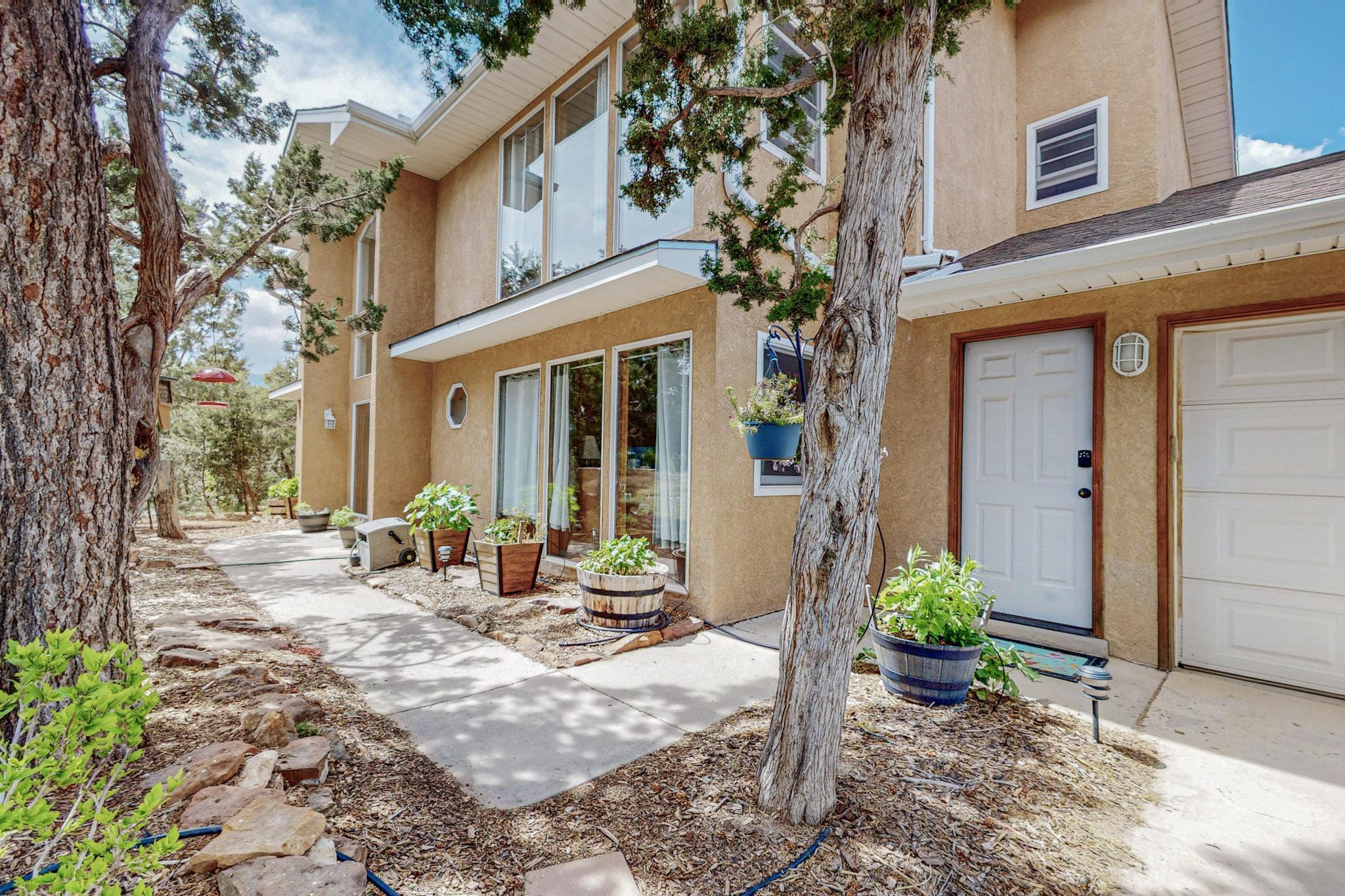 17 Sierra Blanca Road, Cedar Crest, New Mexico image 3