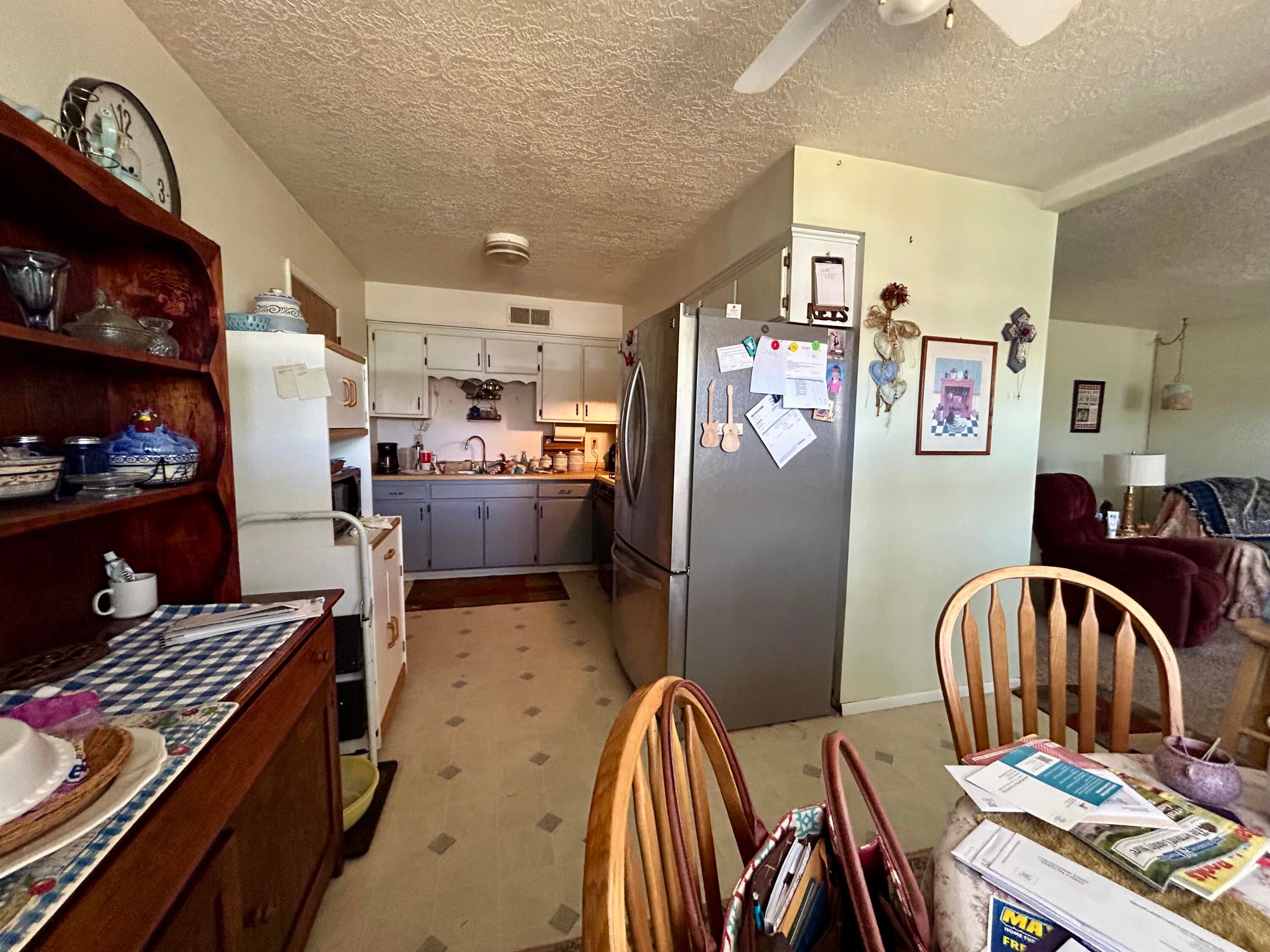 825 La Luz Drive SW