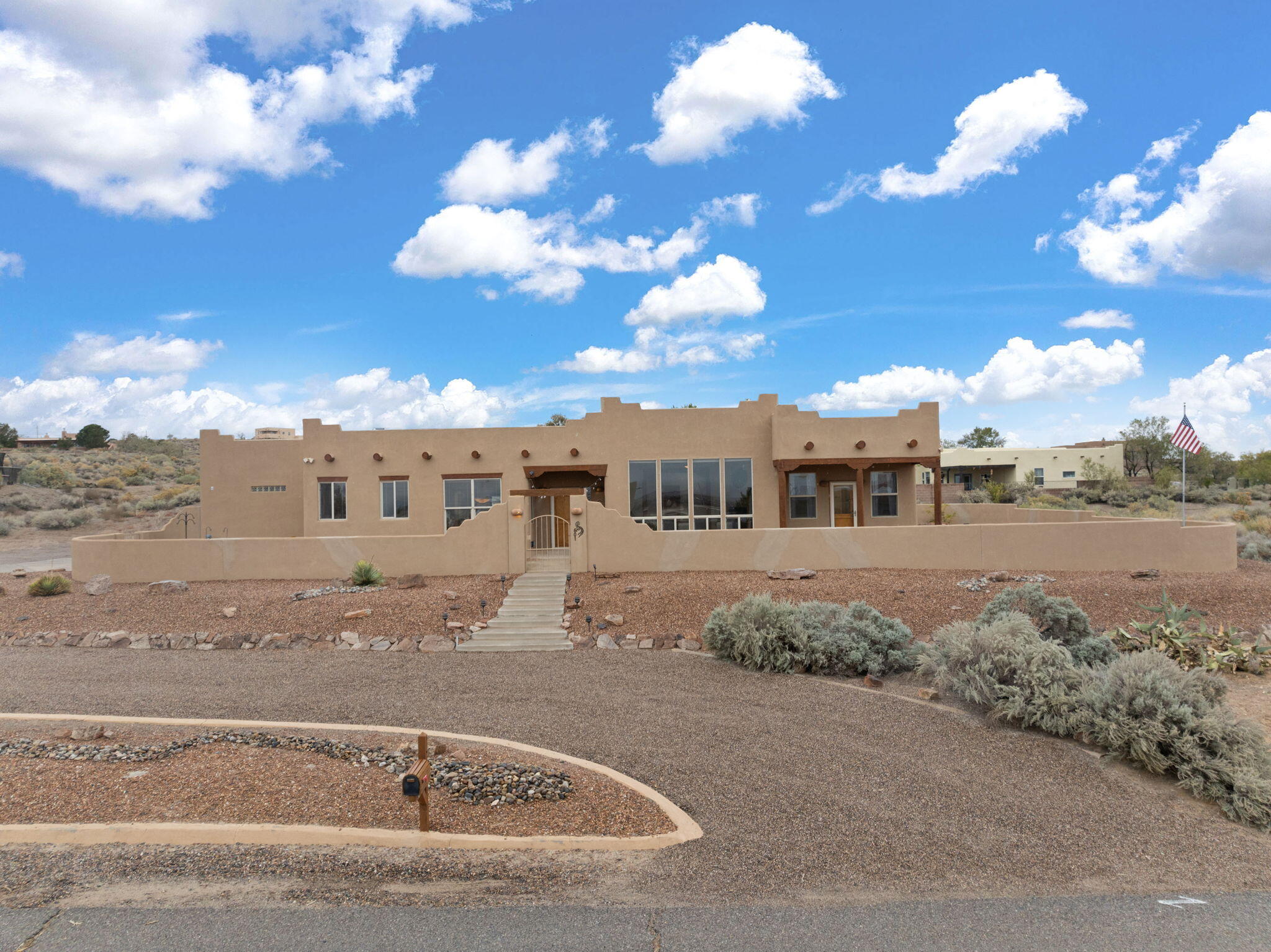 601 Acetin Court, Rio Rancho, New Mexico image 1