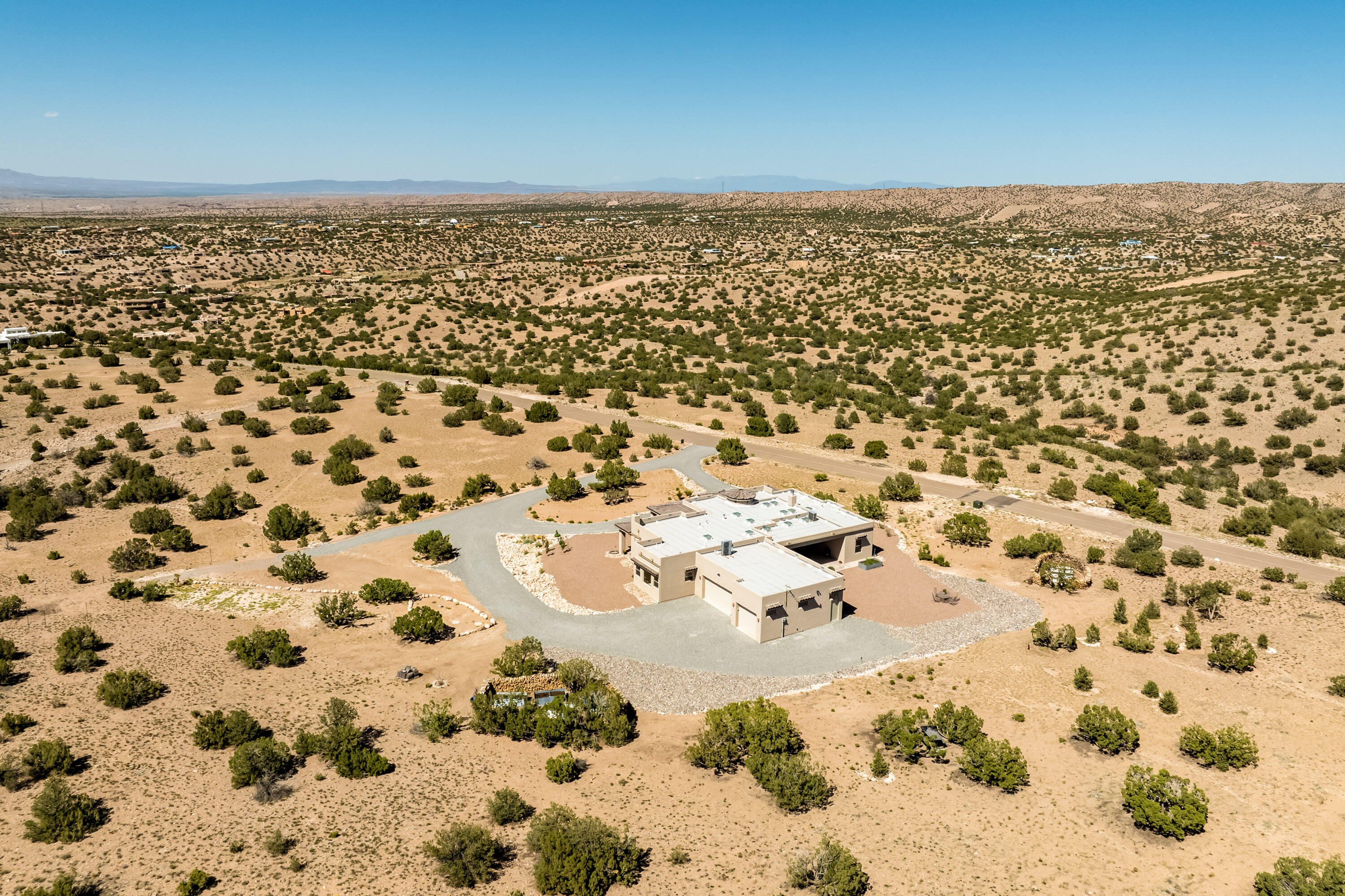 84 Camino Redondo, Placitas, New Mexico image 48