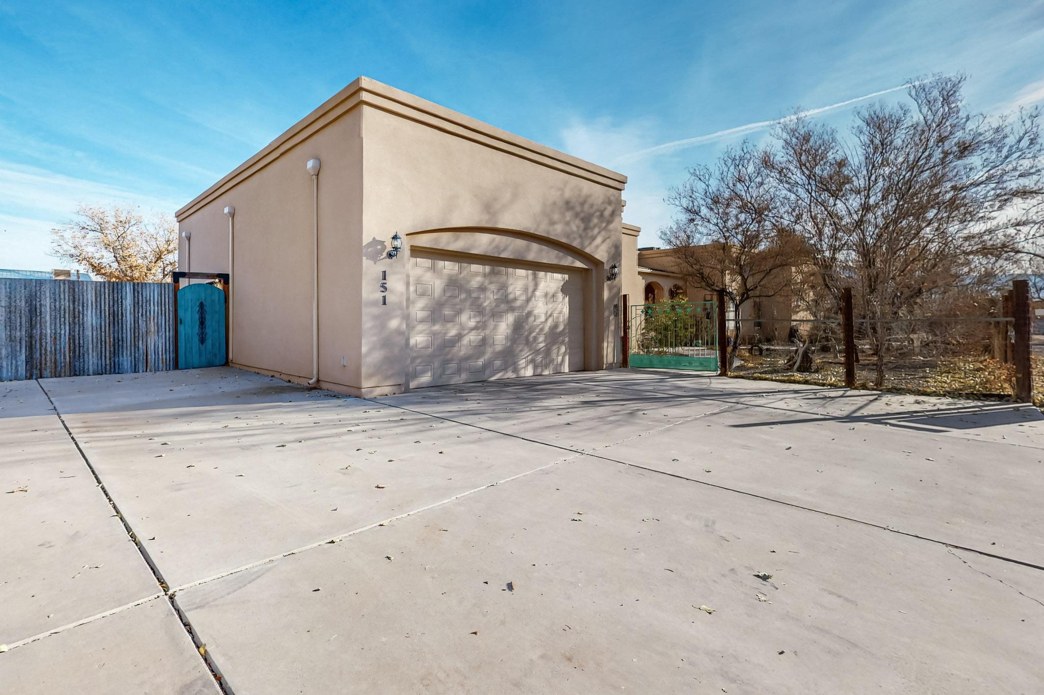 151 Mama Road, Corrales, New Mexico image 3