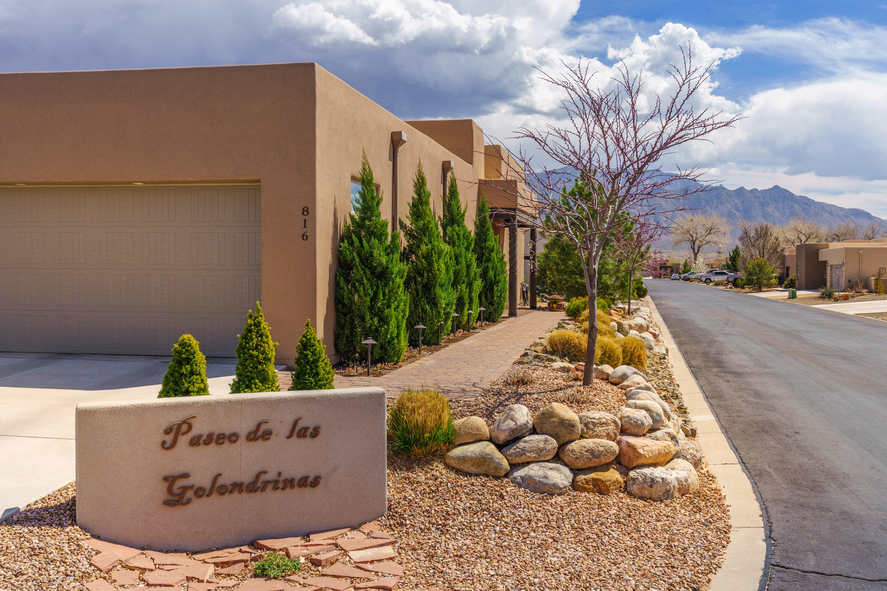 816 Avenida Los Suenos, Bernalillo, New Mexico image 1