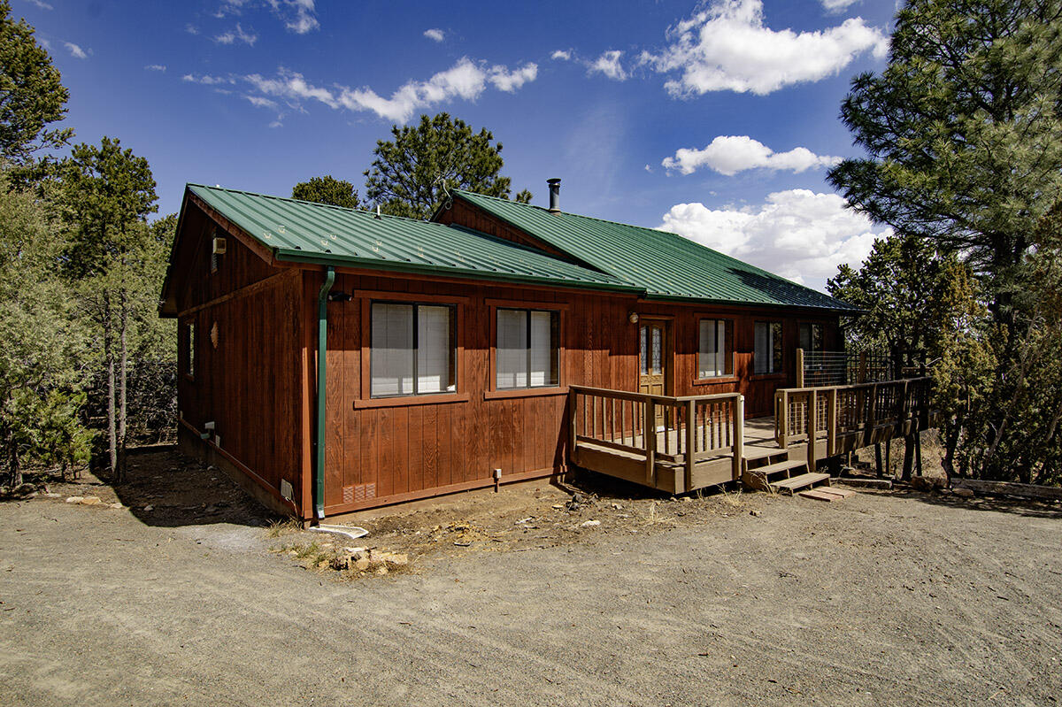 5 Fir Loop, Cedar Crest, New Mexico image 1