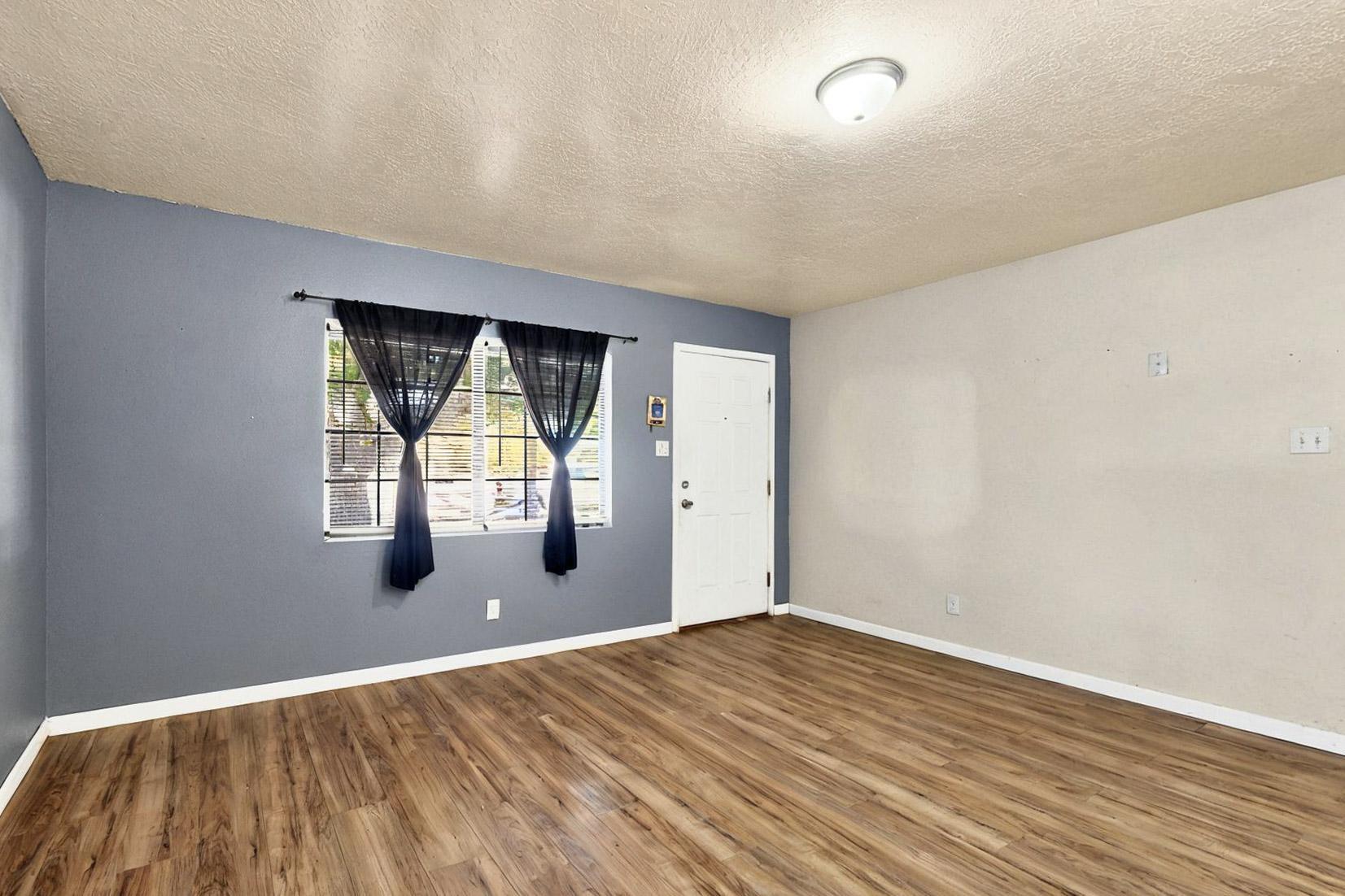 1169 Pine Court, Los Lunas, New Mexico image 5