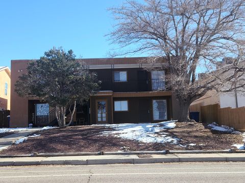 Townhouse For Rent - 1212 Chelwood Park Boulevard #4<br/> Albuquerque, NM 87112