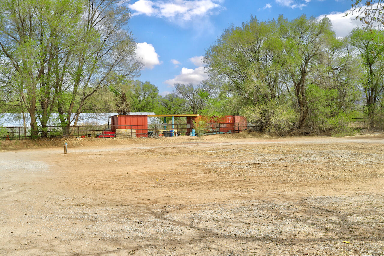 Los Ranchos Road (Lots 4 & 5) NW