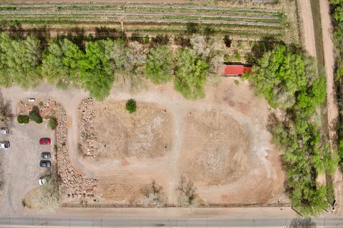 Photo of Los Ranchos Road (Lots 4 & 5) NW, Los Ranchos, NM 87107 (MLS # 1102513)