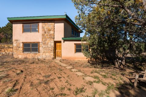 Homes For Sale - 61 Entrada De Cibola<br/> Tijeras, NM 87059