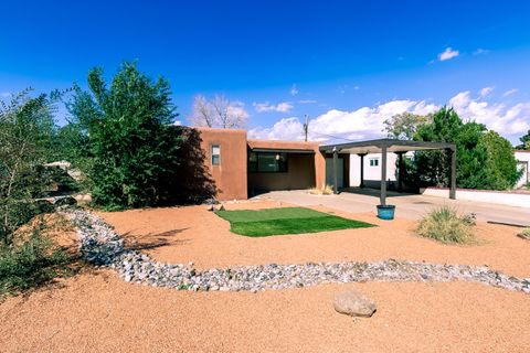 1857 Florida Street NE Albuquerque NM 87110