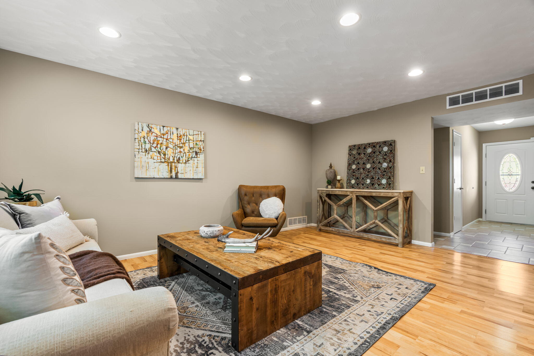 10829 Barbara Ellen Avenue NE