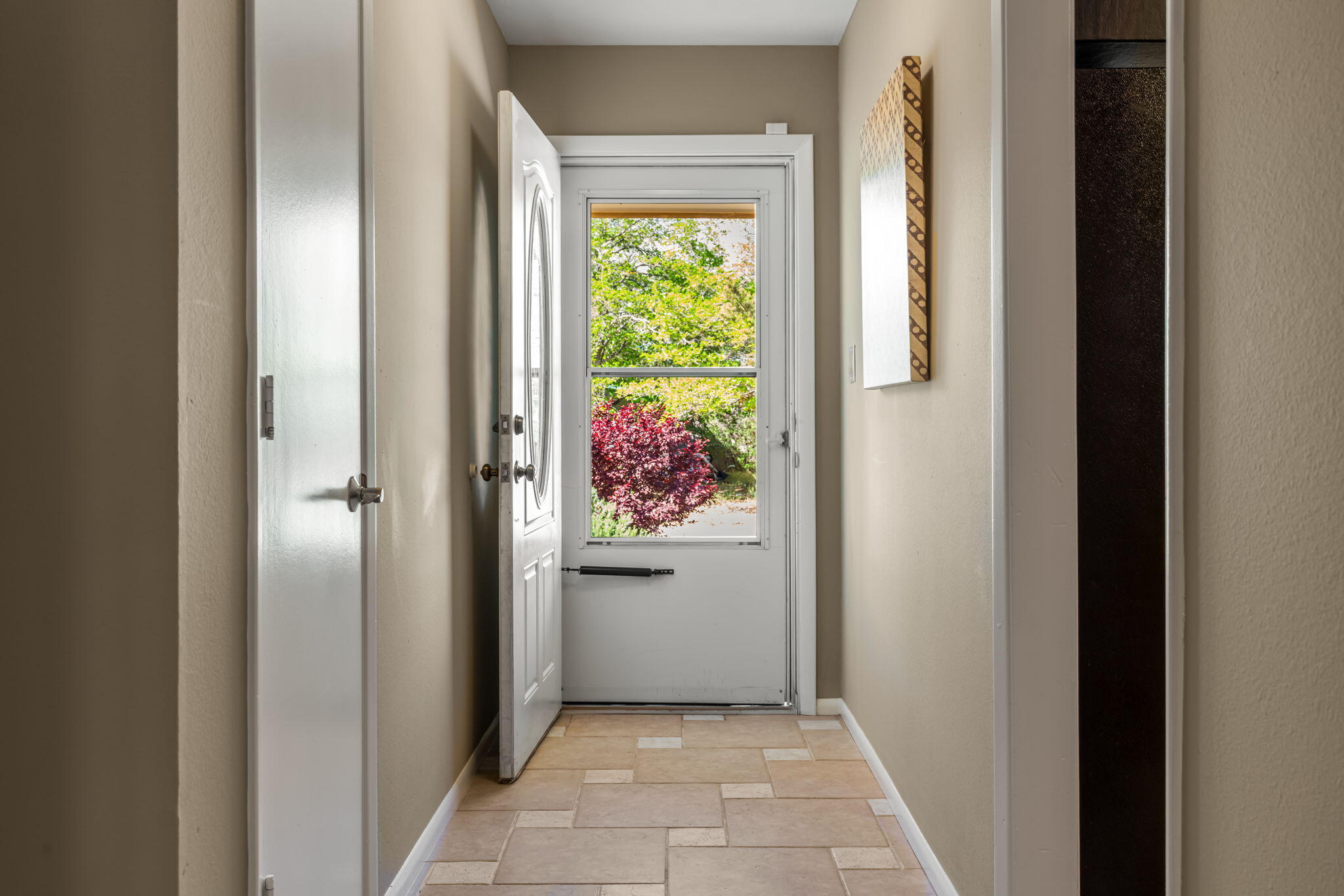 10829 Barbara Ellen Avenue NE