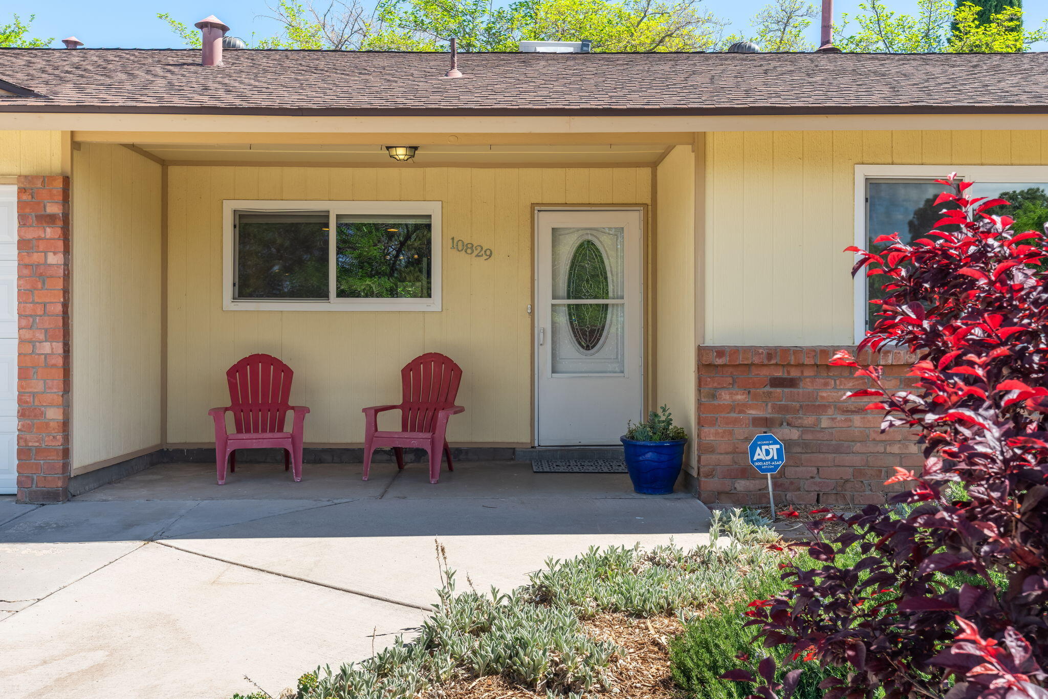 10829 Barbara Ellen Avenue NE