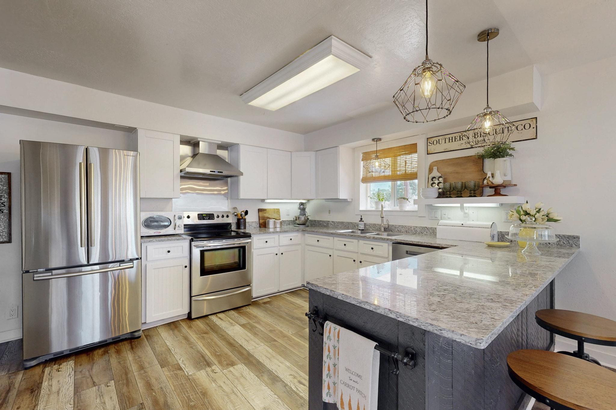 6 Aspen Loop, Cedar Crest, New Mexico image 2