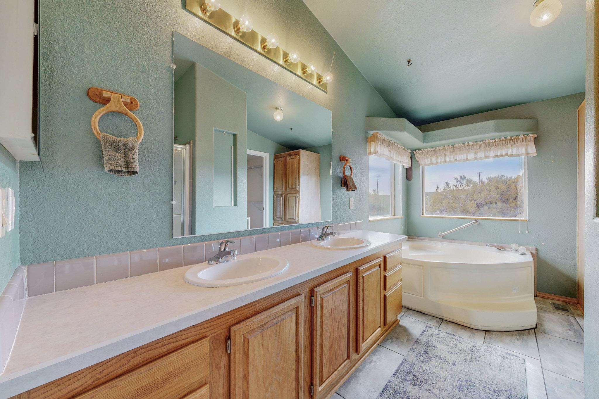 10 Ranch Trail, Edgewood, New Mexico image 15