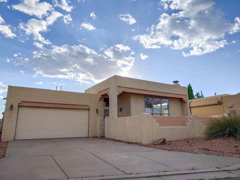 Photo of 12605 Colony Place NE, Albuquerque, NM 87122 (MLS # 1108953)