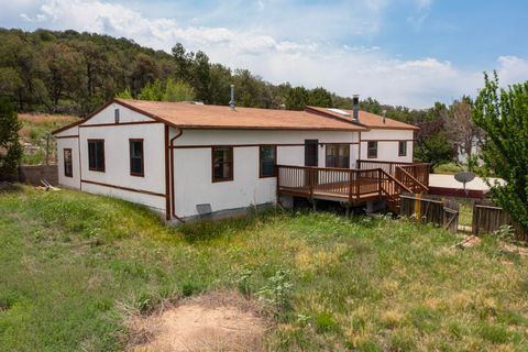 Photo of 61 East Trail, Edgewood, NM 87015 (MLS # 1094704)